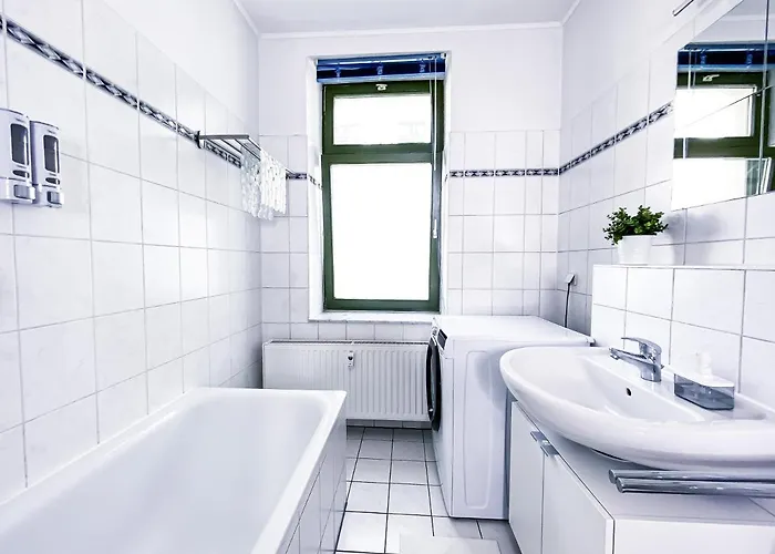 Zentraler Altbau Am Clara-zetkin-park, Rb-arena Um Ecke, Netflix Inklusive *