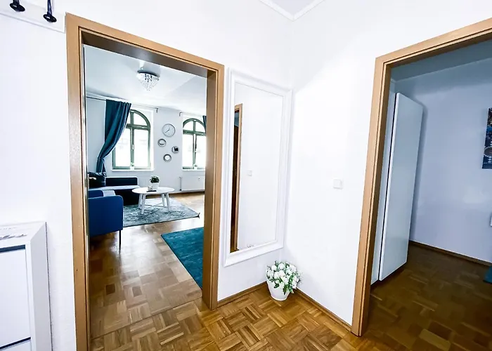 Zentraler Altbau Am Clara-zetkin-park, Rb-arena Um Ecke, Netflix Inklusive *