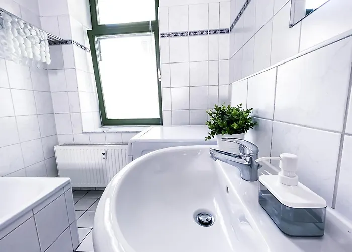 Zentraler Altbau Am Clara-zetkin-park, Rb-arena Um Ecke, Netflix Inklusive *