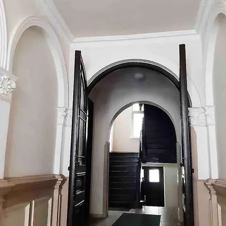 Appartamento Zentraler Altbau Am Clara-zetkin-park, Rb-arena Um Ecke, Netflix Inklusive Lipsia