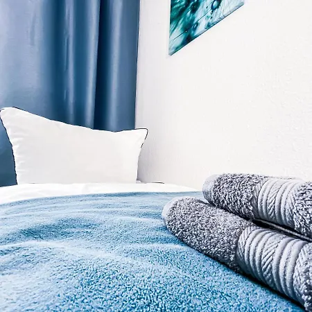 Appartamento Zentraler Altbau Am Clara-zetkin-park, Rb-arena Um Ecke, Netflix Inklusive *
