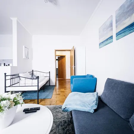 Zentraler Altbau Am Clara-zetkin-park, Rb-arena Um Ecke, Netflix Inklusive Leipzig