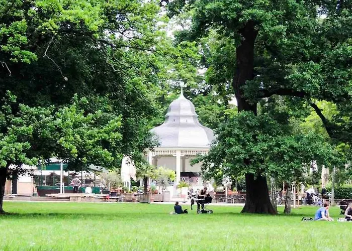 Zentraler Altbau Am Clara-zetkin-park, Rb-arena Um Ecke, Netflix Inklusive * 莱比锡